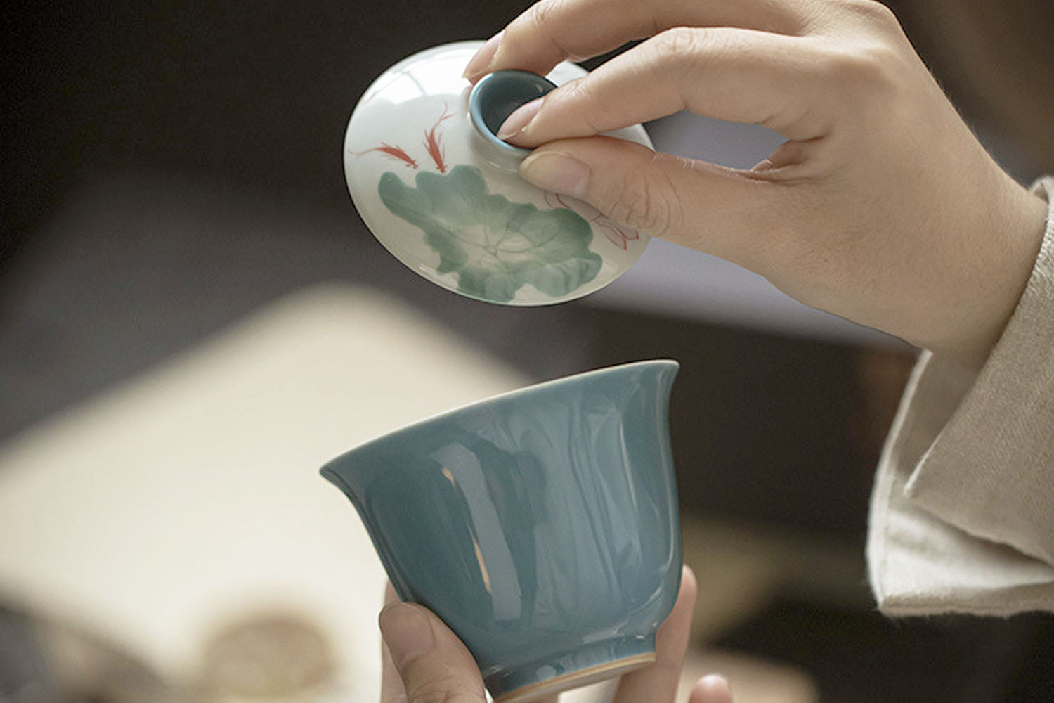 The Hand-Painted Fish Covered Bowl