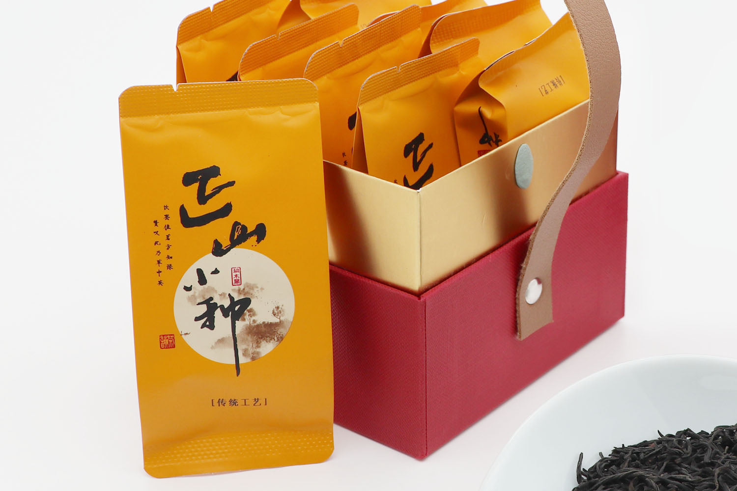 Zheng Shan Xiao Zhong (Lapsang Souchong) Black Tea