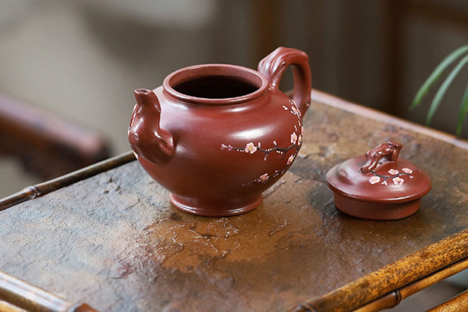 Da Hong Pao Embracing Spring Teapot