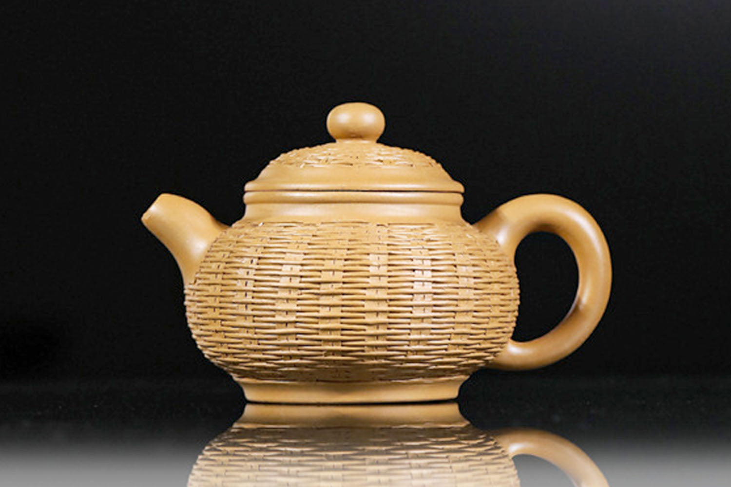 Bamboo Woven Pan Teapot