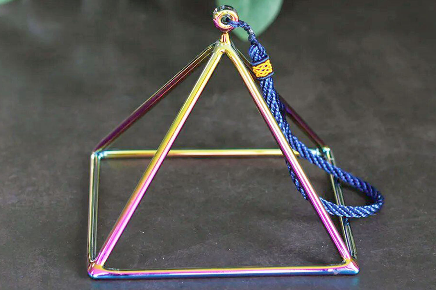 Titanium Quartz Crystal Singing Pyramids CCB-031 - Yoga Meditation Instruments